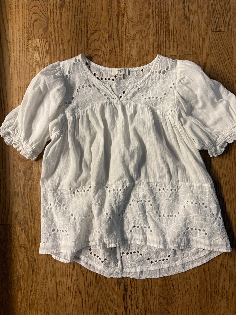 Umgee White Eyelet Peasant Blouse with Puff Sleeves
